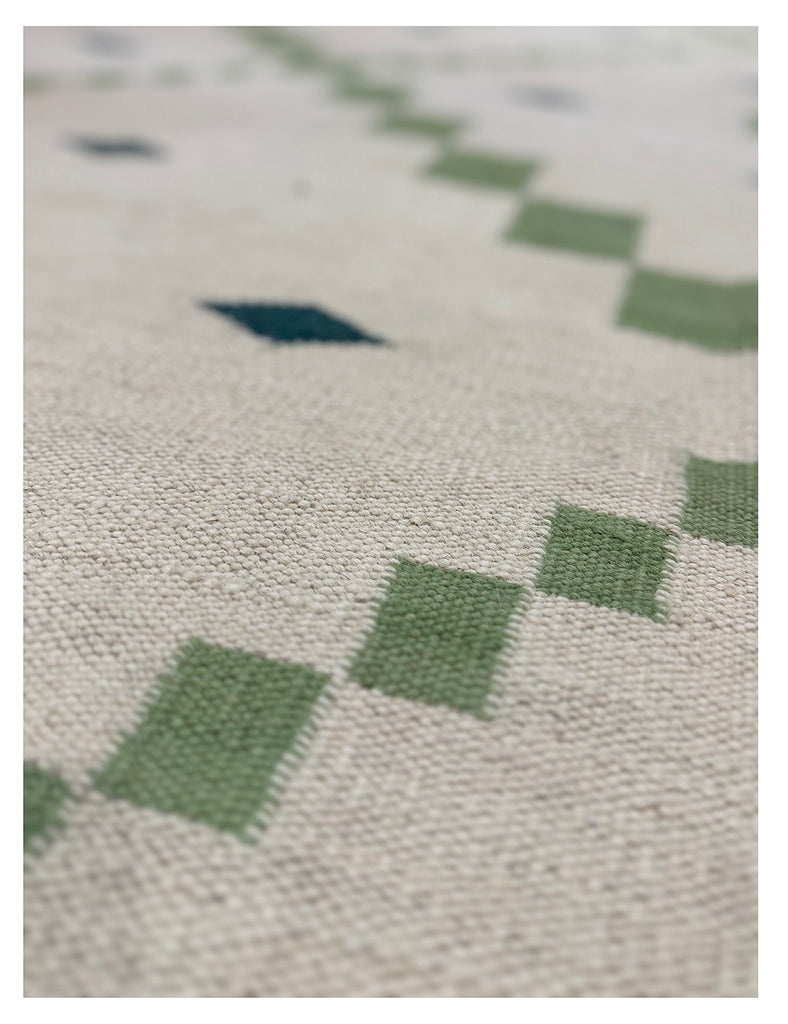 Scandinavian Kilim | 305cm x 245cm | Scandinavian Design | Emma Mellor