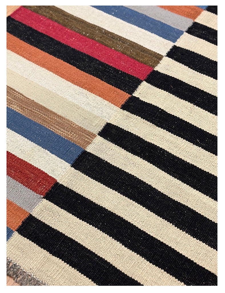 Bauhaus Rug | 154cm x 95cm | Contemporary Kilim | Emma Mellor Rugs