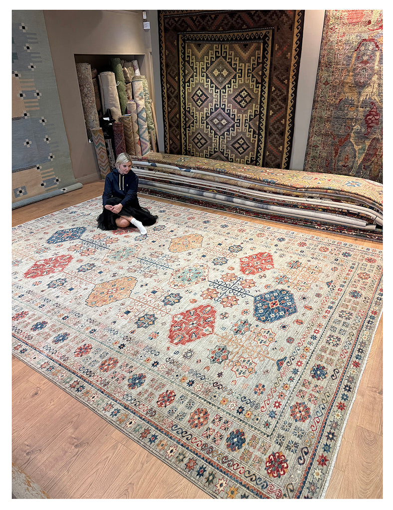 Gendje Rug | 426cm x 302cm | Large Rugs | Emma Mellor Handmade Rugs