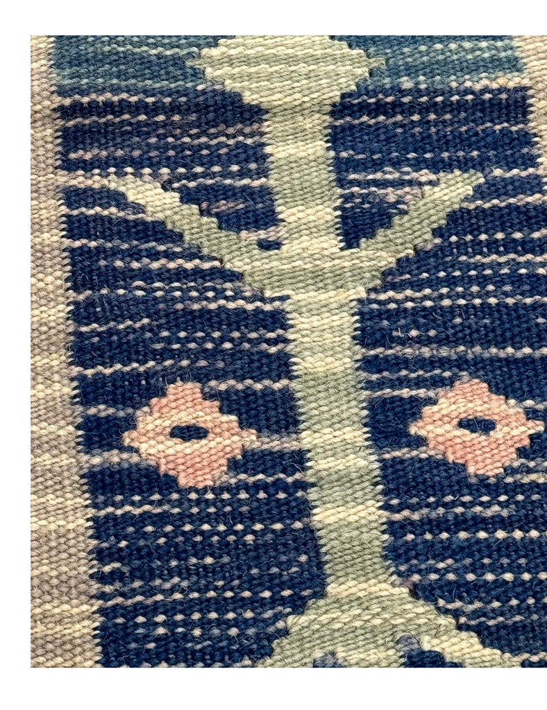 Scandinavian Kilim | 300cm x 253cm | Scandinavian Design | Emma Mellor