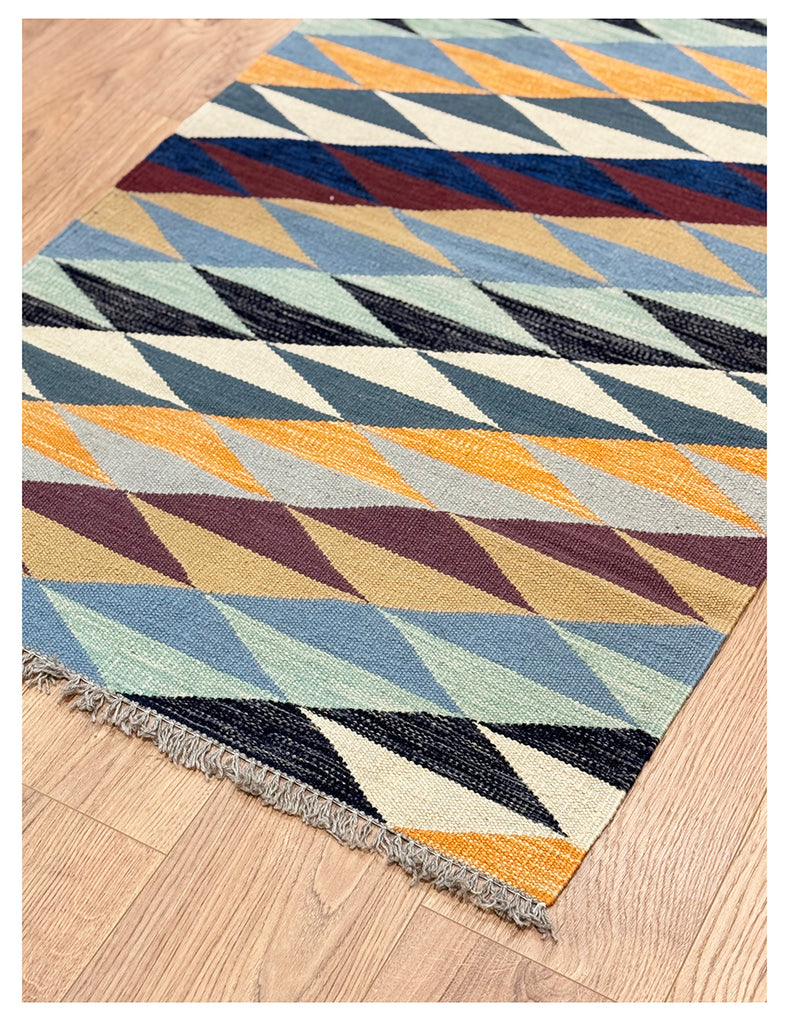 Scandinavian Kilim | 126cm x 86cm | Ingaborg Kilim | Emma Mellor Rugs