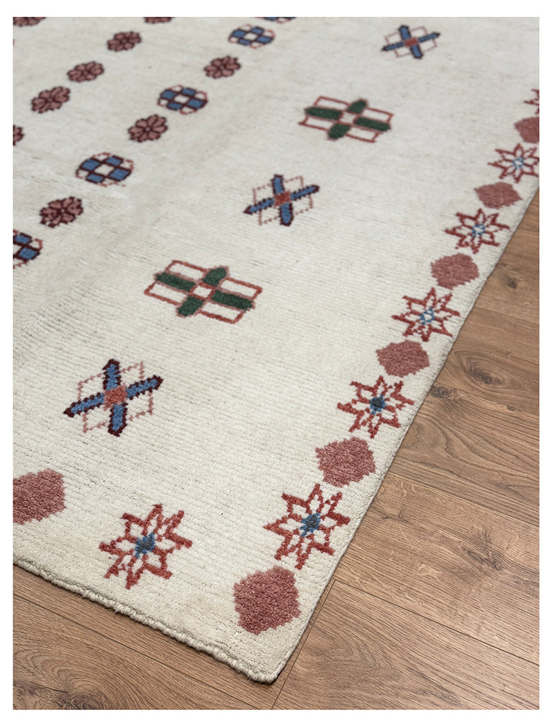 Scandinavian Rug | 305cm x 245cm | Scandinavian Design | Emma Mellor