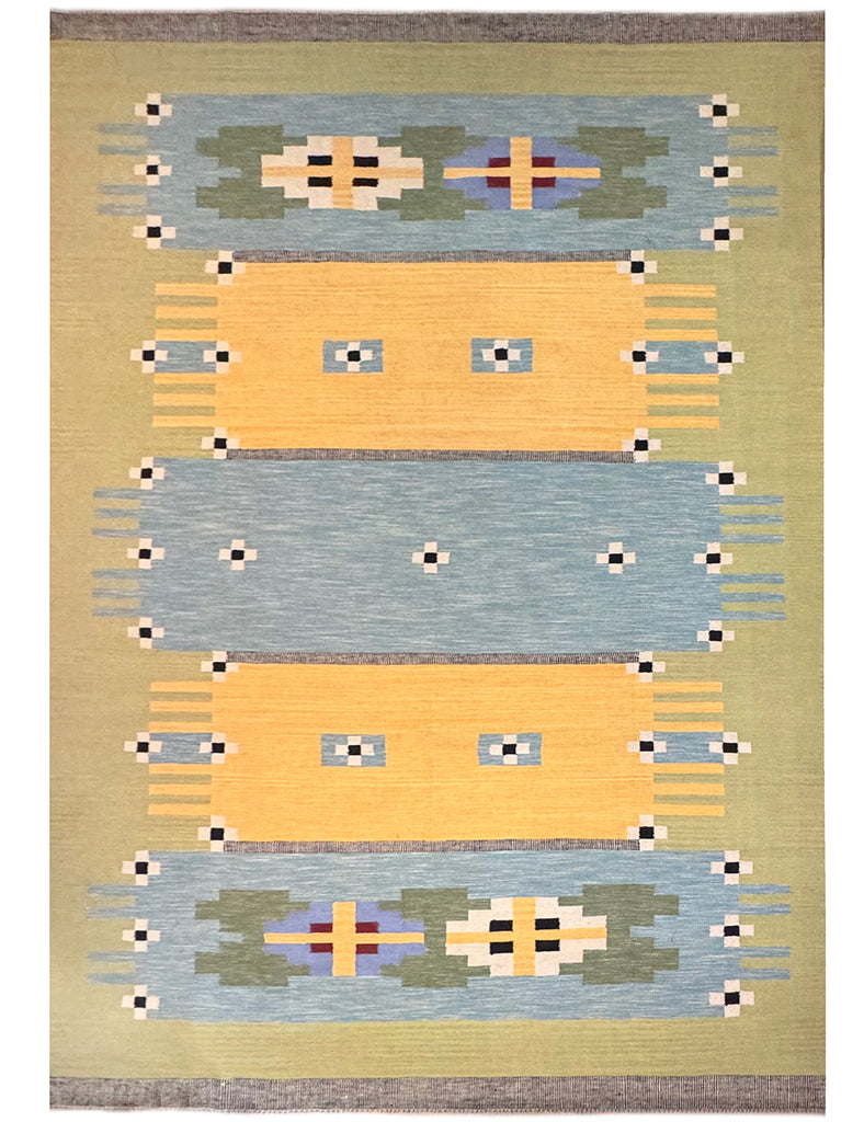 Scandinavian Kilim | 400cm x 261cm | Swedish Kilim Rugs | Emma Mellor