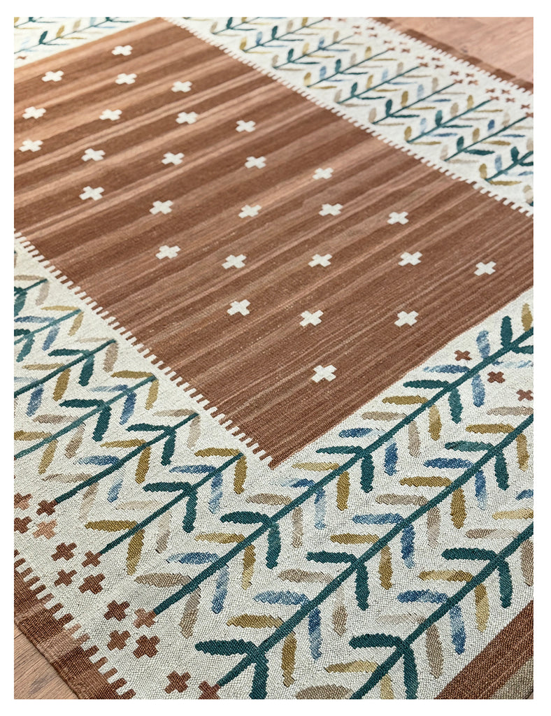 Scandinavian Kilim | 236cm x 176cm | Swedish Kilim Rugs | Emma Mellor