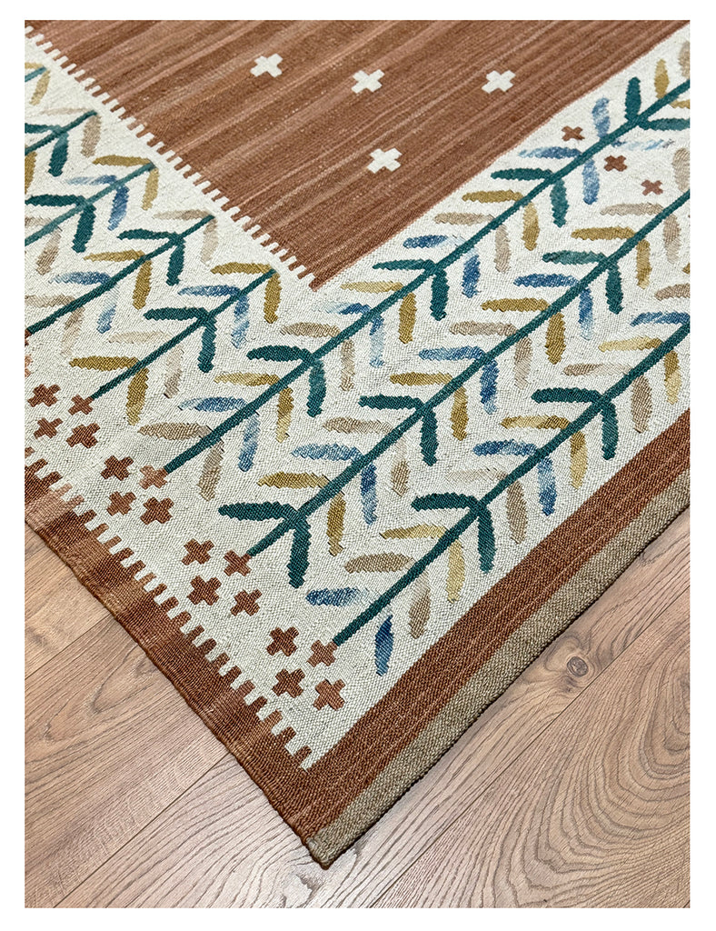 Scandinavian Kilim | 236cm x 176cm | Swedish Kilim Rugs | Emma Mellor