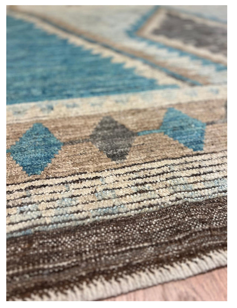 Topov Rug | 283cm x 189cm | Contemporary Rugs | Emma Mellor Rugs